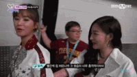 少女时代 黄美英 可爱 拍打