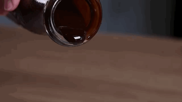瓶子 液体 流淌 糖浆