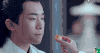 易烊千玺 吃东西 侧颜 可爱