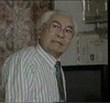 老爷爷 白发苍苍 眼镜 侧面