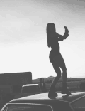 美女 跳舞 性感 汽车