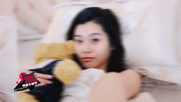 美女 賣萌 親親 二貨