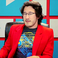 markiplier 红色衣服 采访 帅气 性感