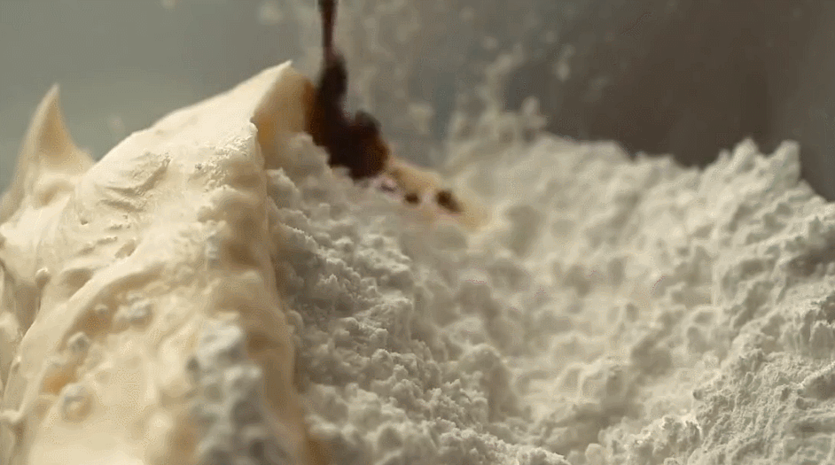 Foodfilm 咖啡 法国美食系列短片 覆盆子千层派 面粉