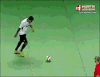 假踢 射门 高兴 晃人