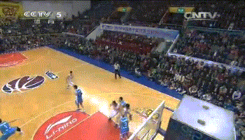 中国男篮 易建联 暴扣 篮球 运动员