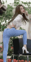 美女 跳舞 大长腿 性感