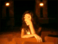 美女 开心 摸脸 说话