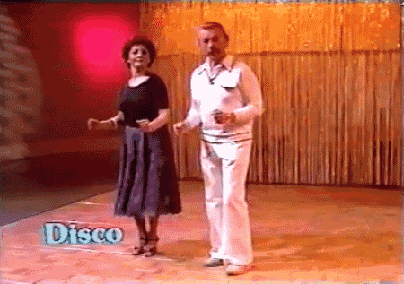 跳舞 短发  握拳 高跟鞋 Disco