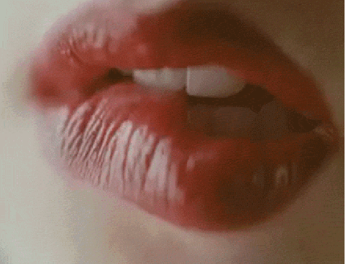 美女 红唇 咬唇 性感