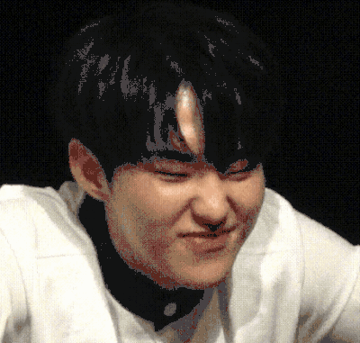 皱图片_皱动态图_皱表情包gif动图下载_soogif