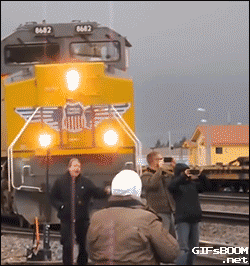 火车搞笑gif图片