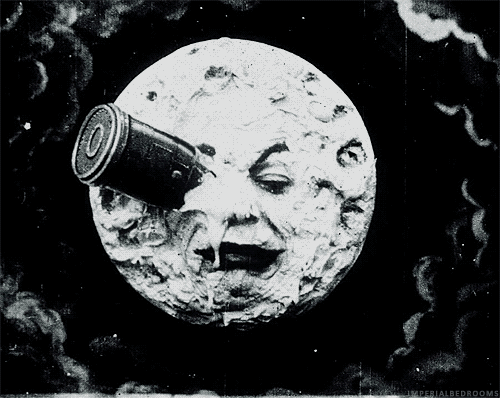 月亮上的人脸图图片