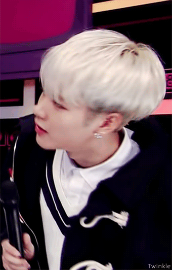 王嘉尔gif可爱gif美男gif帅哥gif