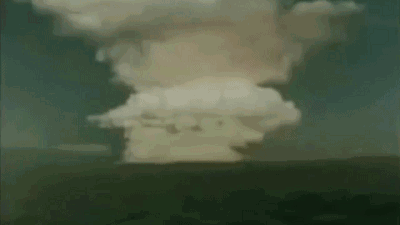 核弹爆炸威力巨大蘑菇云恐怖gif动图