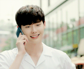 小鲜肉gif卖萌gif可爱gif李钟硕gif