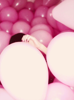 粉色开心气球gif动图
